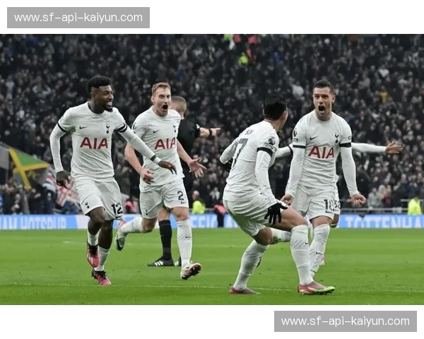 绿茵场上的造神运动:复盘热刺vs阿贾克斯比分背后的心脏跳动